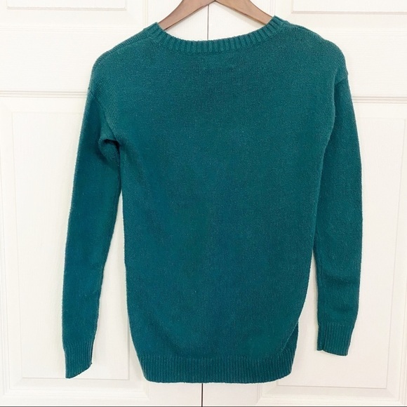 Hollister Penguin Green Holiday Christmas Sweater - Picture 5 of 7